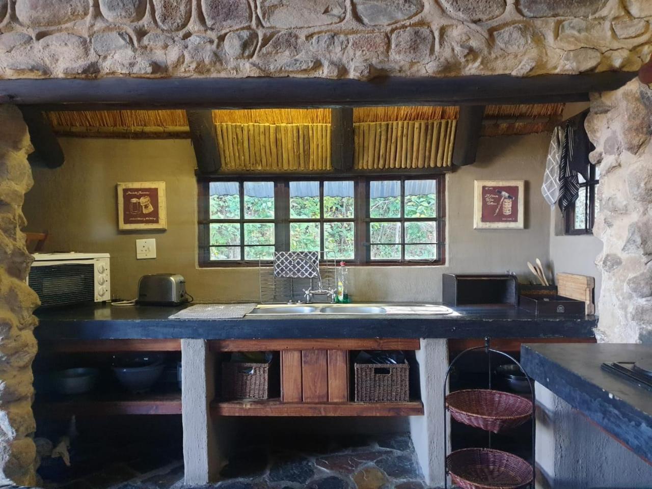 Dawsons Game Lodge Badplaas Bagian luar foto