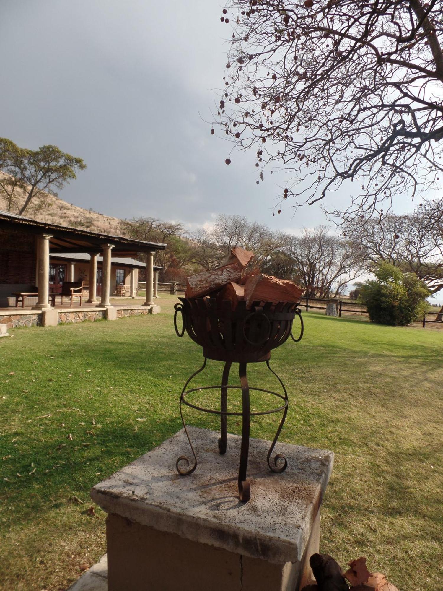 Dawsons Game Lodge Badplaas Bagian luar foto
